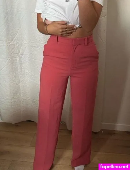 Emmabourson OnlyFans Thumbnail #LE7scrjPU7