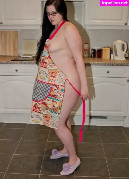 Emmaceleste OnlyFans Thumbnail #HmYKDOq4KB