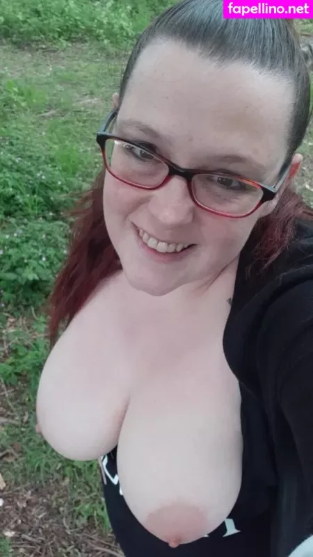 Emmaceleste OnlyFans Thumbnail #XrzWGFqNYj