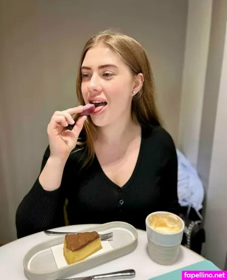 Emmacharlottee OnlyFans Thumbnail #8vGatkS7JJ
