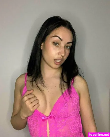 Emmacollinsxo OnlyFans Thumbnail #7yxBIxYqXq