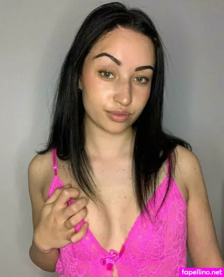 Emmacollinsxo OnlyFans Thumbnail #TOmkTmjOQo