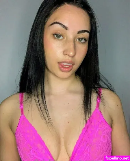 Emmacollinsxo OnlyFans Thumbnail #TUDZwFR2iY