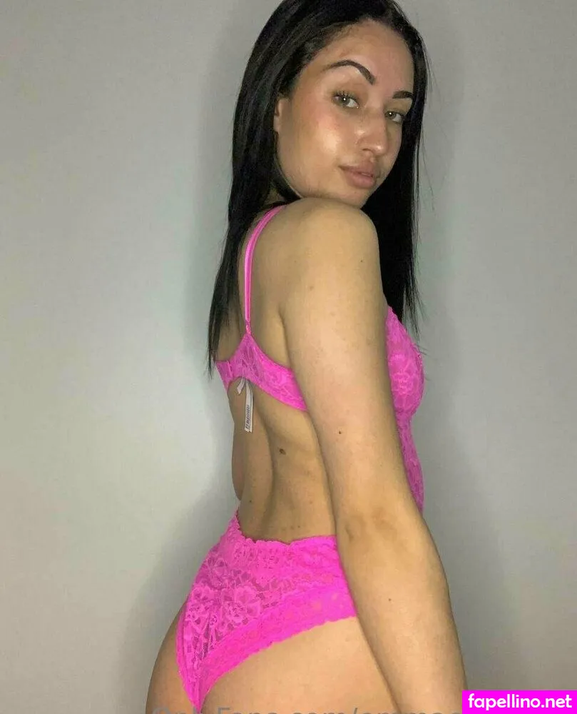 EmmaColXO, emmacollinsxo Nude Leaked OnlyFans Photo #vUaed9xWnU