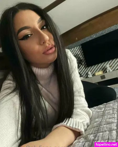 Emmacosmo OnlyFans Thumbnail #bAGPSrBh1L