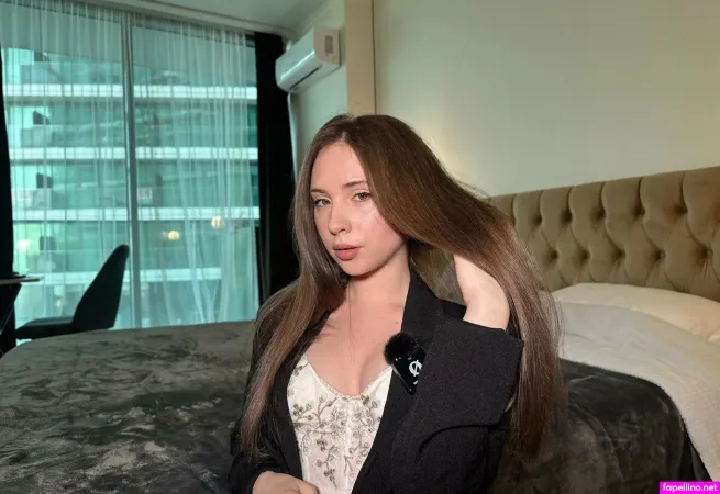 Emmacut1e OnlyFans Thumbnail #Njq3tX6fh1