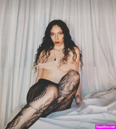 Emmadollofcurls OnlyFans Thumbnail #8fmnUtOwM0