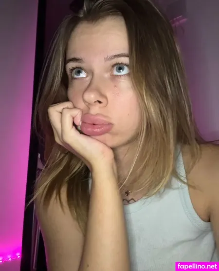 Emmaeden Vip OnlyFans Thumbnail #e9FHh5fGWs