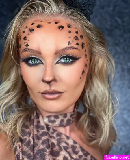 Emmaelizabeth Makeup OnlyFans Thumbnail #4wtPUV8FFu