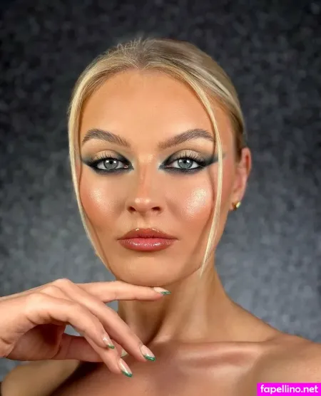 Emmaelizabeth Makeup OnlyFans Thumbnail #RvJ8vLEtpR