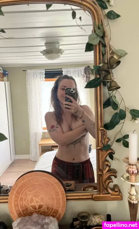 Emmainlemuriafree OnlyFans Thumbnail #KWlrduDhpZ