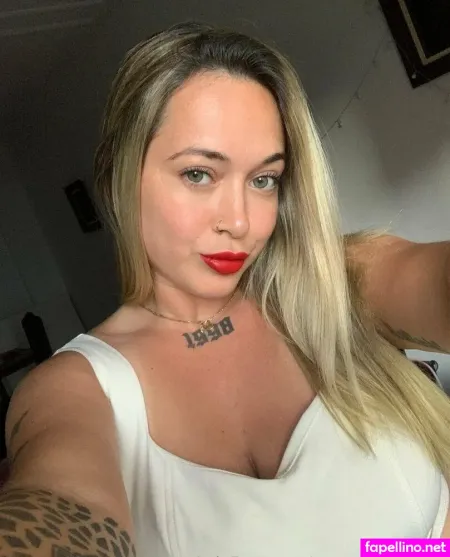 Emmajonesxoxo OnlyFans Thumbnail #a2Y9oZDnBR