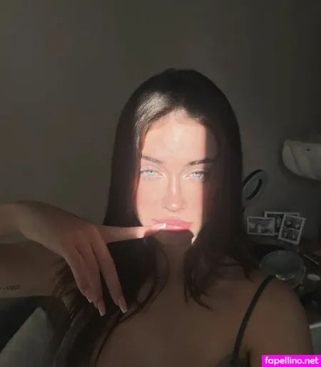 Emmaldkkk OnlyFans Thumbnail #Kd9EPKHGwC