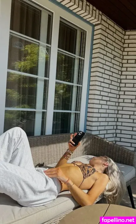 Emmalilkendeyy OnlyFans Thumbnail #DBVDdrw1TI