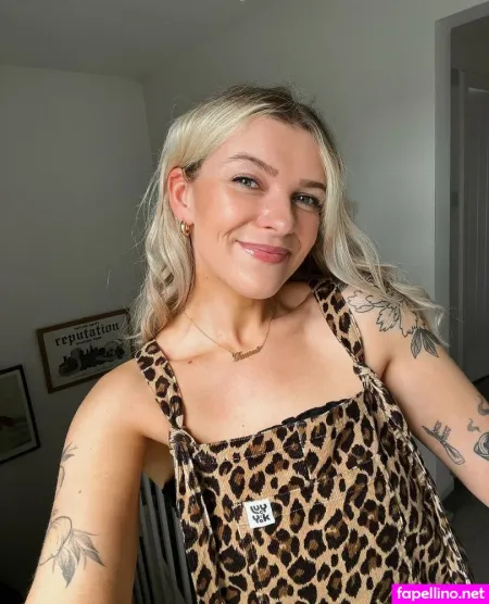Emmalition OnlyFans Thumbnail #F8Bpb2rz3B