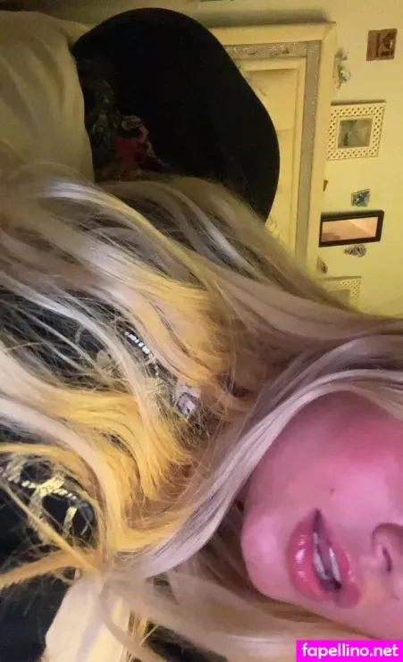 Emmalynnaomi OnlyFans Thumbnail #SwUOIlKyg1