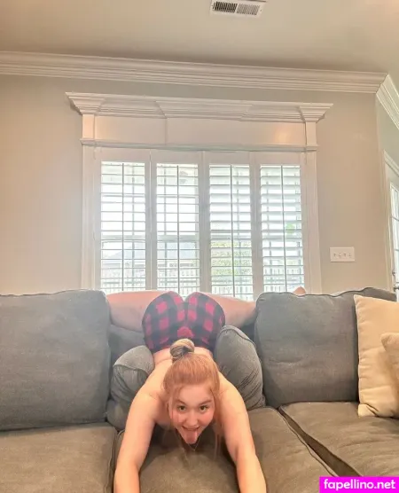 Emmamaeeee OnlyFans Thumbnail #6WckxzhTJA