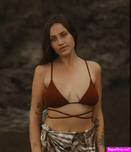 Emmamarschall OnlyFans Thumbnail #syDQzKNsOU