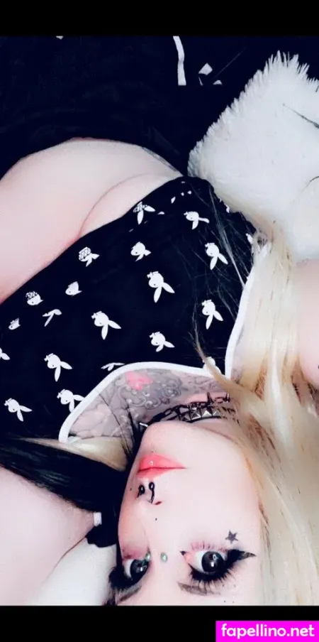 Emmamaybyte 1 OnlyFans Thumbnail #5A5VMt21vV