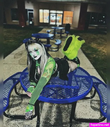 Emmamaybytez OnlyFans Thumbnail #X0jMz0jrqq