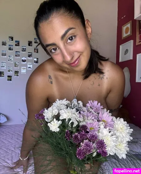 Emmamonteroo OnlyFans Thumbnail #HIbwyBaVMo