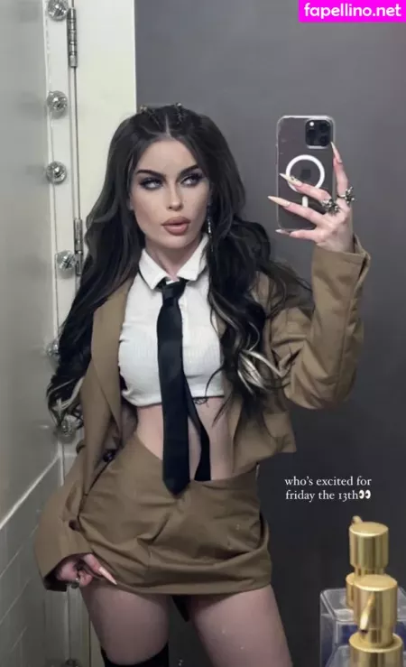 Emmanorton OnlyFans Thumbnail #V2SnjaC19b