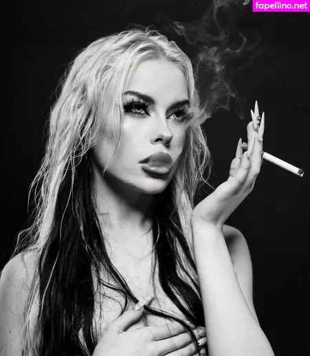 Emmanorton OnlyFans Thumbnail #pdIn4zezSR