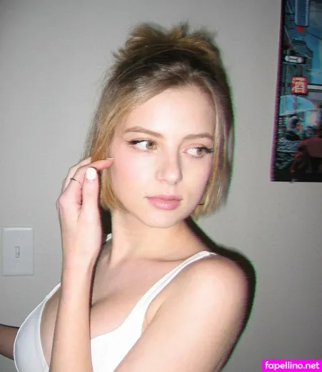 Emmanuelleweddell OnlyFans Thumbnail #Epzp9J8Jqa