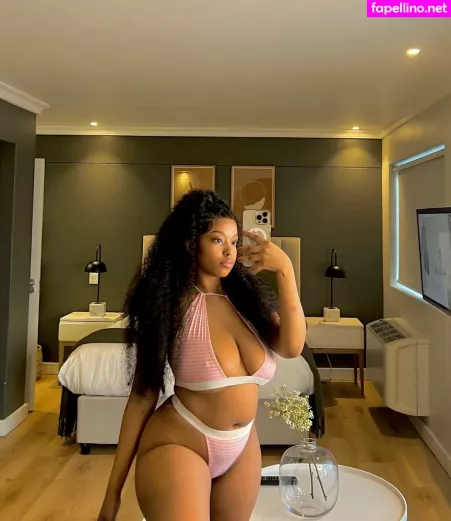 Emmanuellustin OnlyFans Thumbnail #Db5e9W9uOe