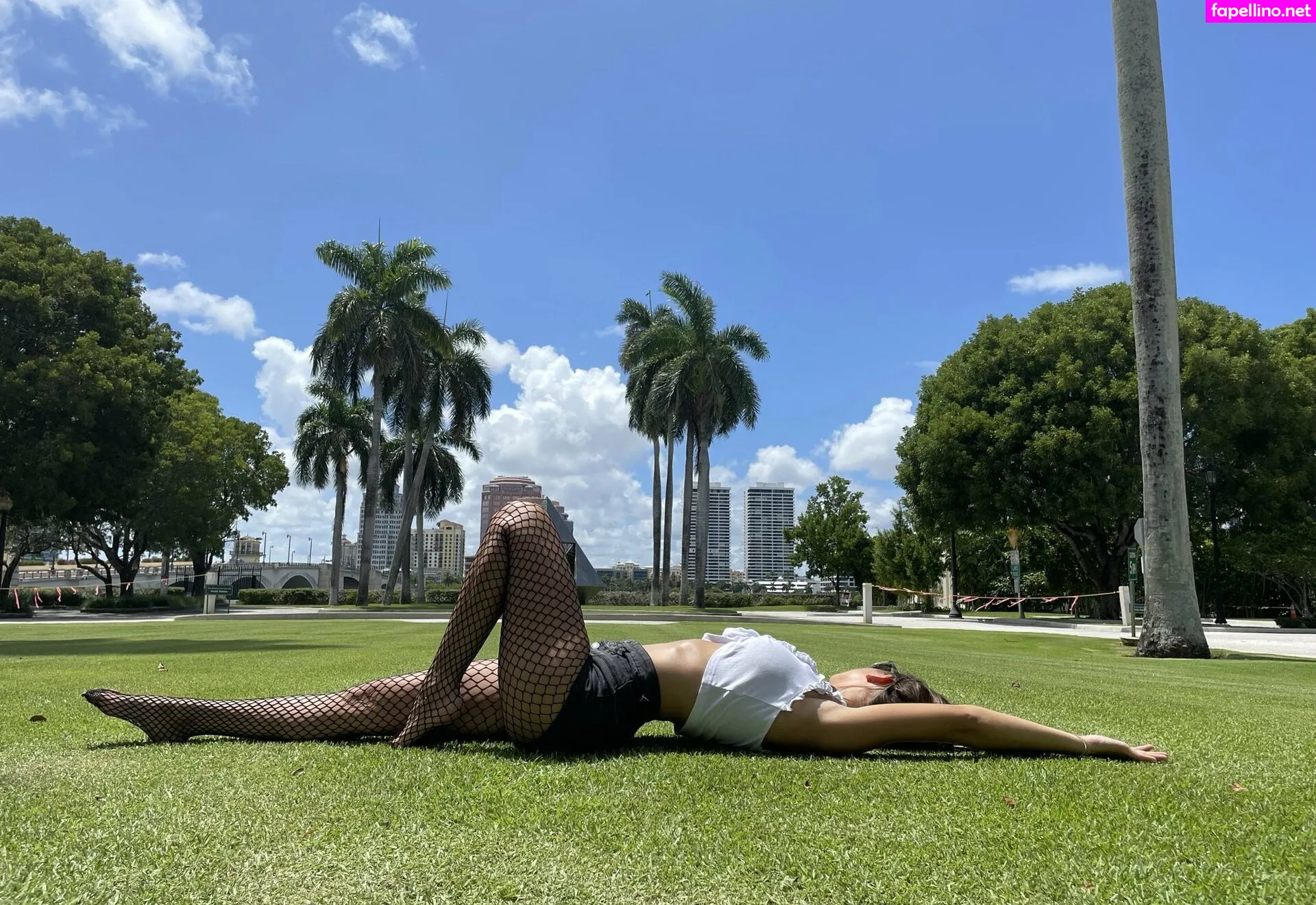 abansonontop955, emmaontop Nude Leaked OnlyFans Photo #hXCkBgKAoW