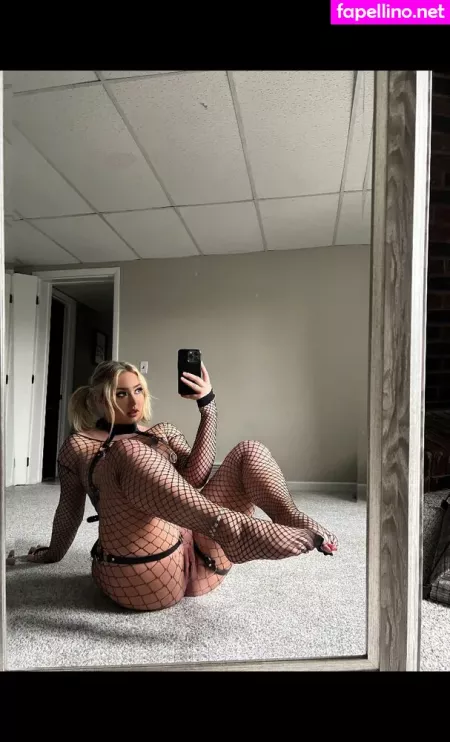 Emmarenedwier OnlyFans Thumbnail #BXee6Pjojk