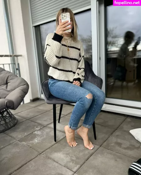 Emmas World OnlyFans Thumbnail #Mb2q80bISC