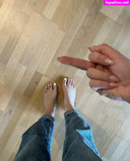 Emmas World OnlyFans Thumbnail #plyZU7OQWr