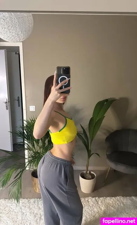 Emmasauvagesof OnlyFans Thumbnail #UN4lHUlnPL