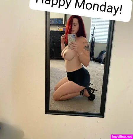 Emmascarlett89 OnlyFans Thumbnail #0Y9D4D2jOK