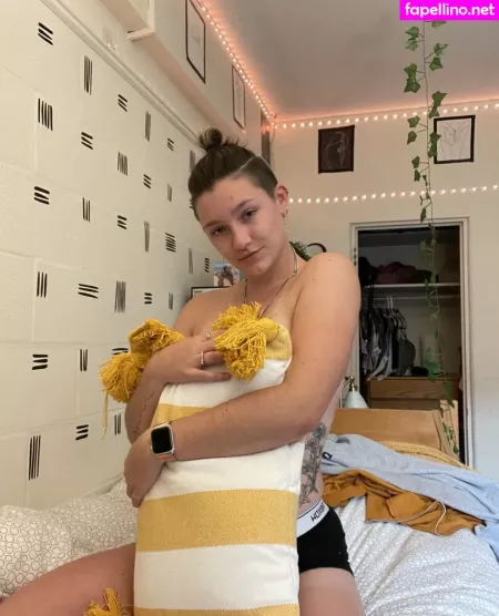 Emmasttt OnlyFans Thumbnail #VTp1LJvBcJ