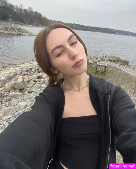 Emmauzi OnlyFans Thumbnail #TP6LbKV8tI