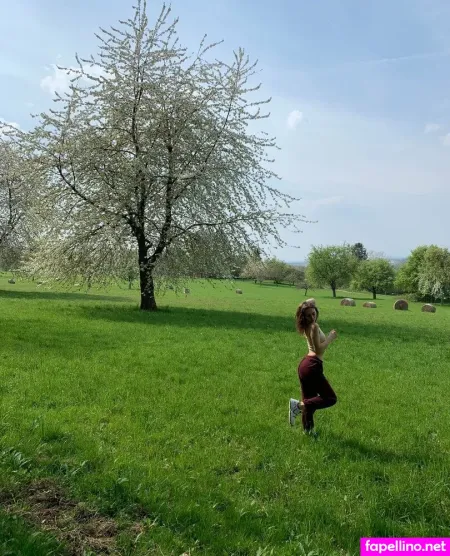 Emmauzi OnlyFans Thumbnail #jezWsaZd0l