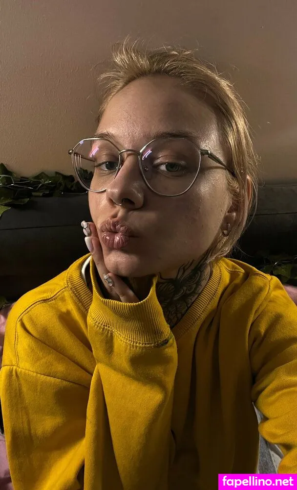 emmadollyhere, emmaxxdolly Nude Leaked OnlyFans Photo #OO8r0cf7sd