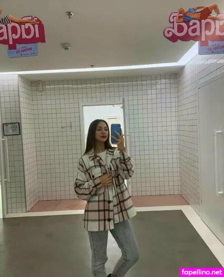 Emmaxxxbody OnlyFans Thumbnail #gJHyesDRyU