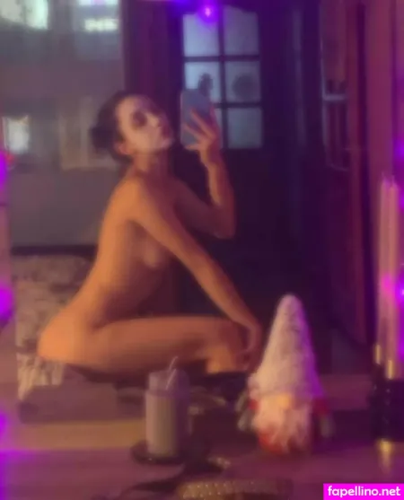 Emmaxxxbody OnlyFans Thumbnail #zSeZXnX6L7