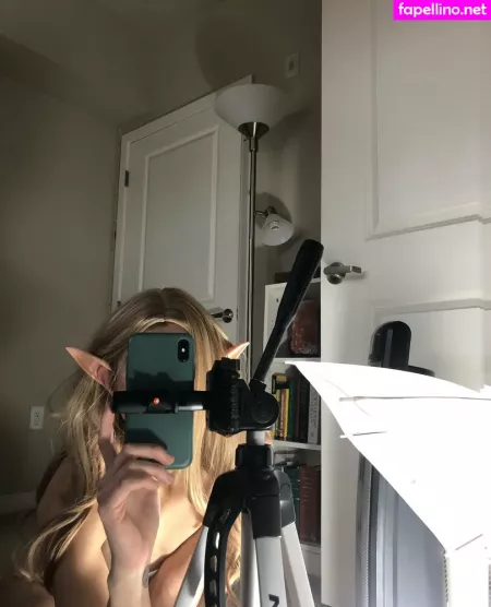 Emmayearose OnlyFans Thumbnail #D2Pymdpsb9