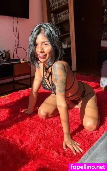 Emmayouthl OnlyFans Thumbnail #3LXug5xKDJ