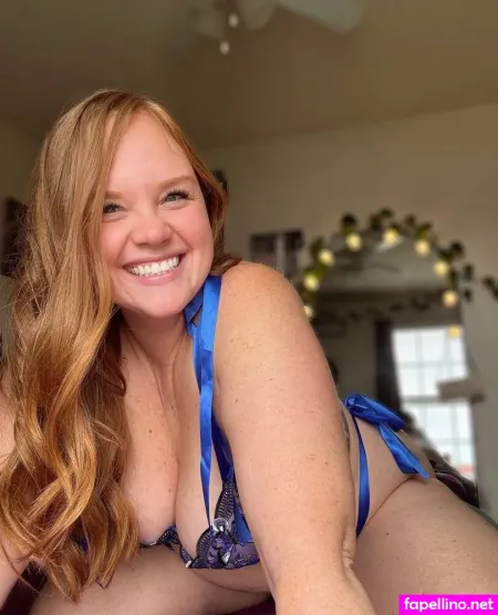 Emmberrosalyn OnlyFans Thumbnail #c9MQJgSc7c