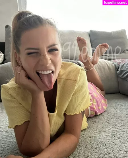 Emmeback OnlyFans Thumbnail #Acd2RJGBhq