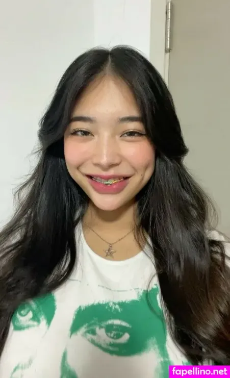 Emmepnp OnlyFans Thumbnail #0Gcl99b98M