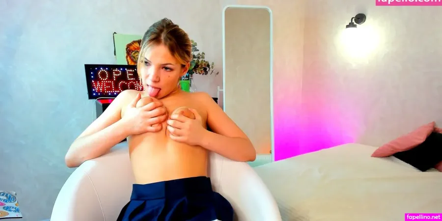 Emmeralda OnlyFans Thumbnail #xNvkjr59j8