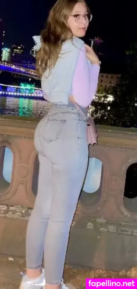 Emmi Krii OnlyFans Thumbnail #5s7nsTwgvo