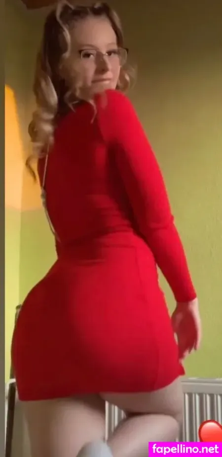 Emmi Krii OnlyFans Thumbnail #7T6BbJhnjK