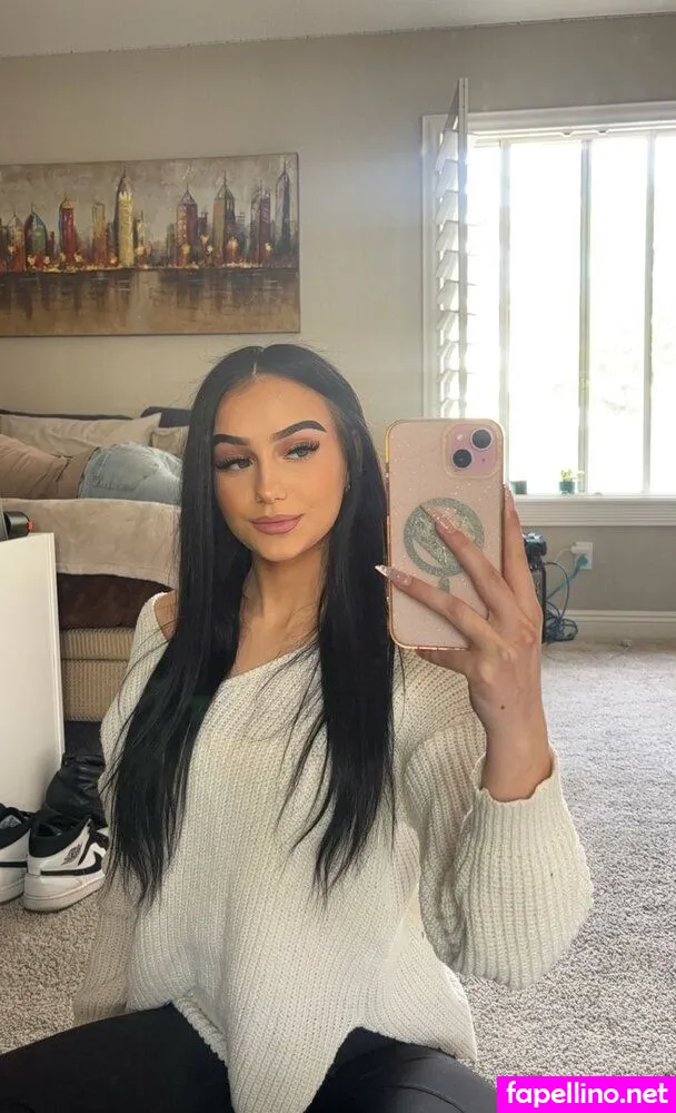 emmiebbyxx, https:, sillyemmie Nude Leaked OnlyFans Photo #Ag1u5dwuK5